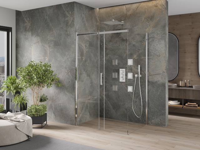 Tmavé mramorové dlaždice v kúpeľni