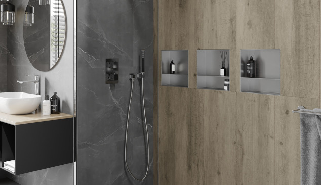 Nástenné police - ideálny doplnok do kúpeľne v modernom dizajne