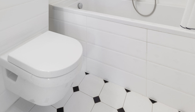 Závesná alebo stojaca WC misa