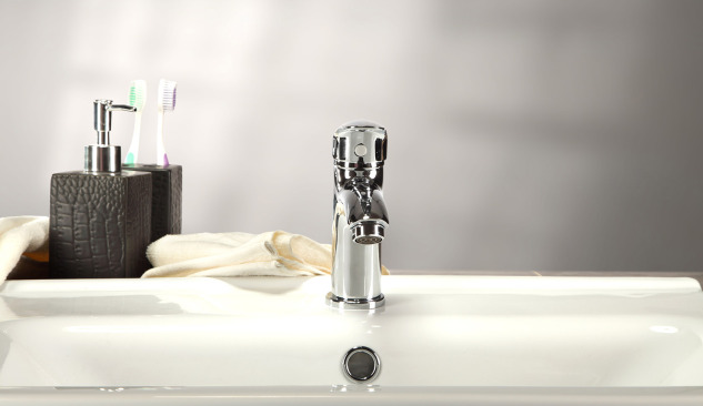 Voľne stojace umývadlá a iné typy produktov tohto druhu