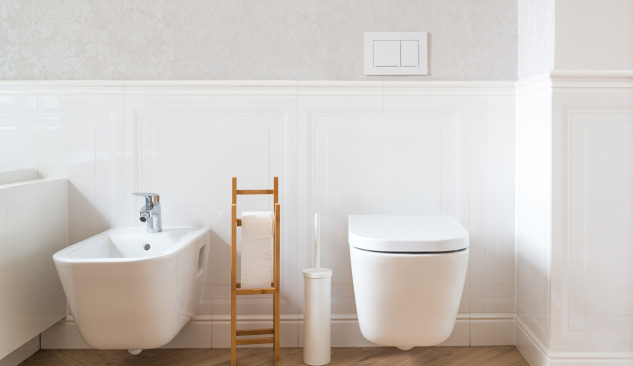 Komu sa môže hodiť závesný bidet