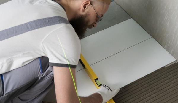 Odolná škárovacia hmota do sprchy – ktorá bude najlepšia?