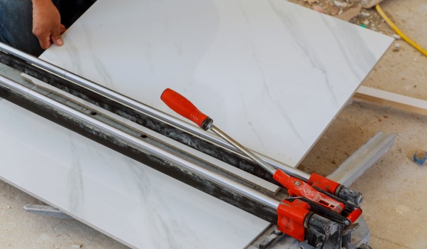 Ako správne rezať dlaždice?