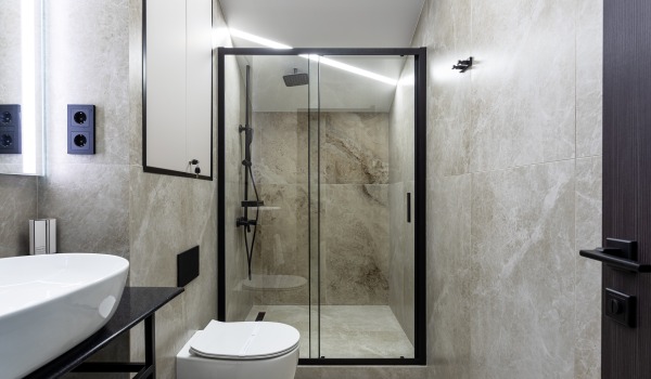 Sprcha bez vaničky, aké má výhody a nevýhody?